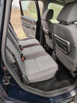 Ford Focus C-Max - 10