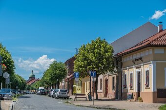 ZNÍŽENÁ CENA na objekt pre podnikanie v centre Kažmarku - 10