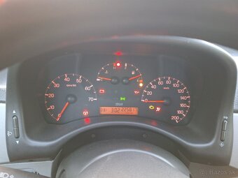Fiat punto 1,2 59kw benzín 2001 - 10