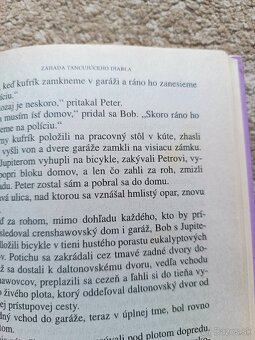 Traja pátrači 23,27 - 10