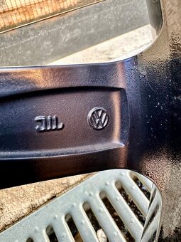 235/40 r19, 5x112 VW Tornado - 10