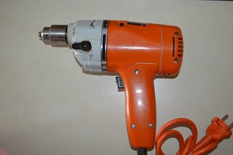 predam - originalna suprava Black and Decker - 10