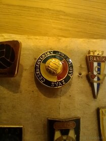 Predám odznaky - 10