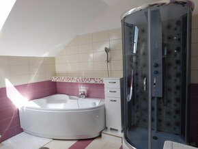 VÝRAZNÁ ZĽAVA - Dom s komplet wellness v úžasnej lokalite - 10