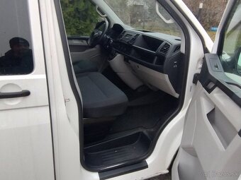 VW Transporter T6 9 miest DSG - 10