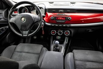 Alfa Romeo Giulietta - 10