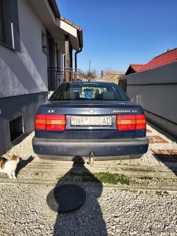 Volkswagen Passat B4 1.8 benzín CL 66KW - 10