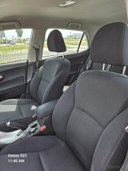Toyota Auris 1.6 I Valvematic - 10