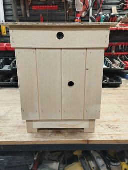 Včelie úle B10 - 10