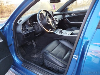 KIA Stinger Hatchback 272kw Automat - 10