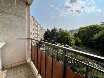 Na predaj 2-izbový byt s loggiou a balkónom, BA-Nové mesto - 10