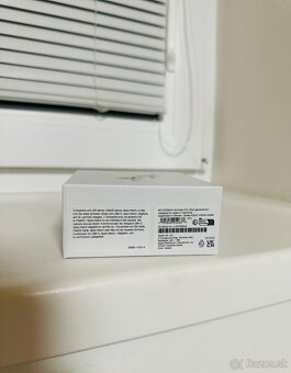 Apple AirPods Pro 2 - 10