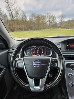 Volvo XC70 2.4 AWD 123300km 2016 - 10