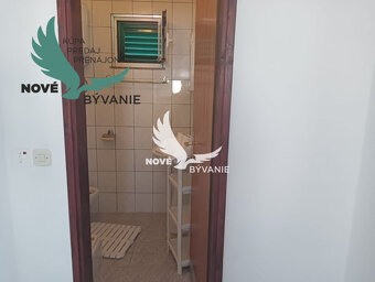 Na predaj apartmán len 50m od mora s výhľadom na more v Chor - 10