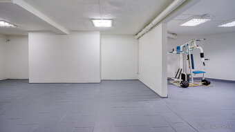 Zrekonštruovaný skladový priestor vo Vrakuni na prenájom - 10