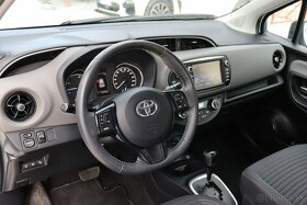 Toyota Yaris 1.5 Hybrid Live e-CVT - 10