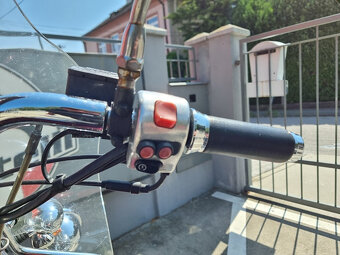 MOTO GUZZI California EV 1100 - 10