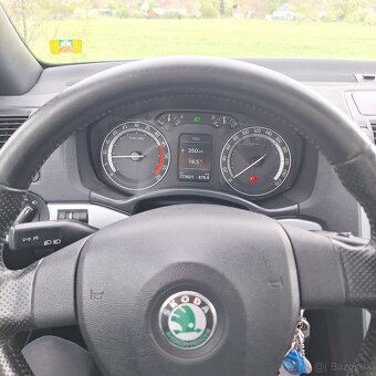 Škoda Octavia 2 RS 2.0 TDI - 10