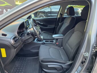 Hyundai i30 CW 1.6 CRDi Family DTC - 10