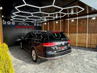 Volkswagen Passat Alltrack 2.0 TDI 4MOTION DSG - 10