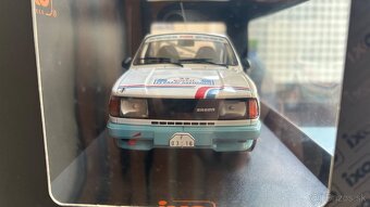 ŠKODA 130L/130LR 1:18 IXO - 10