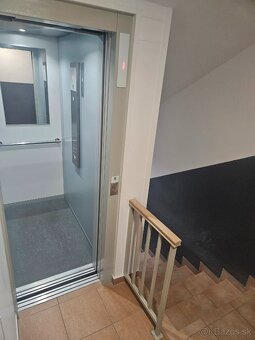 2 izb. byt po novej rekonštrukcii pri OC Galéria na Tr. SNP - 10