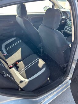 Fiat Punto - 10