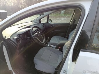 Opel Meriva r. 2015 1.4 Turbo-benzín - 10