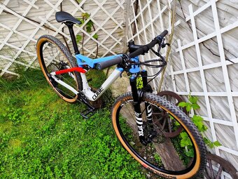 CUBE AMS 100 C:68 SL 29 - 10