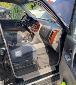 Mitsubishi Pajero 3.2 Di-D - 10