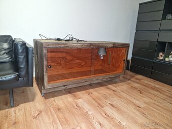 🦎 Predám krásne terárium + výbavu + amgamki - 10