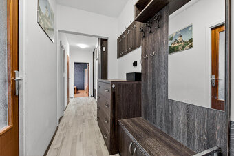 Predaj 2-izbový byt po čiastočnej rekonštrukcii, Dúbravka Pr - 10