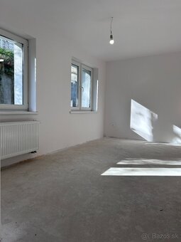 Rodinný dom - kompletná rekonštrukcia - Hrachovište - 10