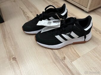 Diesel, New Balance, Adidas - 10