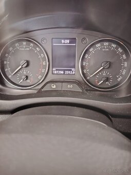 Škoda Fabiá 1.6tdi kombi - 2014 - 10