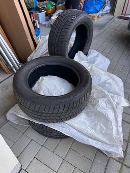 ZIMNE PNEU BARUM POLARIS 215/55 r16 HXL - 10