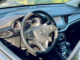 Opel Astra Sport Tourer ST 1.6 Turbo 200k S&S Innovation AT6 - 10