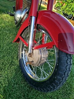 Jawa 250 panelka 559 rok 1968 - 10
