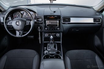 Volkswagen Touareg II 3.0 V6 TDI BlueMotion - AJ NA SPLÁTKY - 10