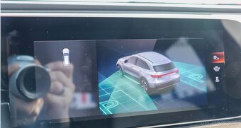 Mercedes-Benz EQC 400 4MATIC - 10