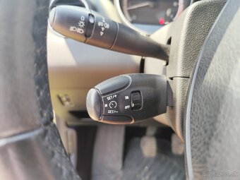 Peugeot 308 1.6 16V VTi - 10