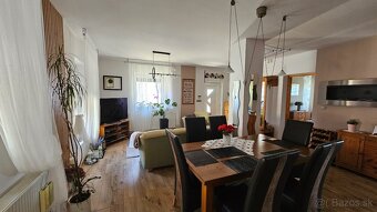 Vilmány - nádherný 3i rodinný dom, kompletná rekonštrukcia - 10
