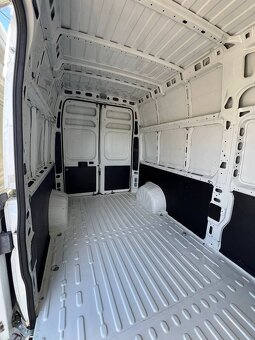 Citroën Jumper 2.2 HDi 35 L3H3 - 10