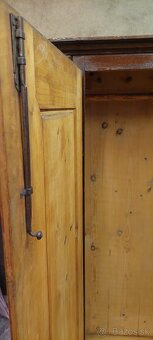 Komoda,Skriňa - 10