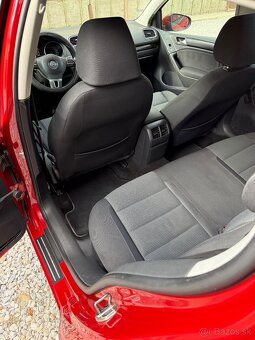 Volkswagen Golf VI 2.0 tdi 81kw highline - 10