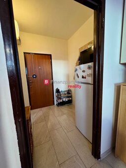 Na PREDAJ:  moderná Garsónka s LOGGIOU, vaňou a pivnicou - B - 10