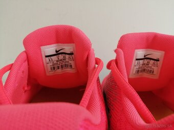 NIKE AIR MAX - 10