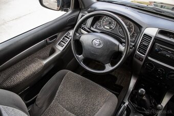 Toyota Land Cruiser 3.0D 122kw 6-st manual 2006 - 10