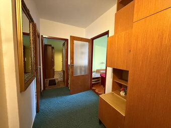 ‼️ BYT NA PREDAJ, BÁNOVCE NAD BEBRAVOU - SÍDLISKO SEVER ( 3 - 10