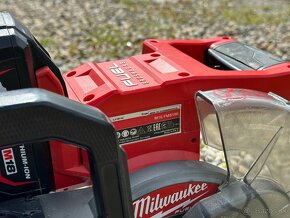 Milwaukee M18 FMS190 aku pokosová píla 190mm - 10